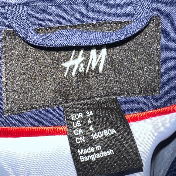 H&M Navy Blazer - Picture 2 of 5